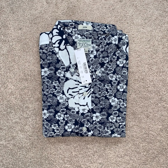 J. Crew Other - Men’s floral dress shirt